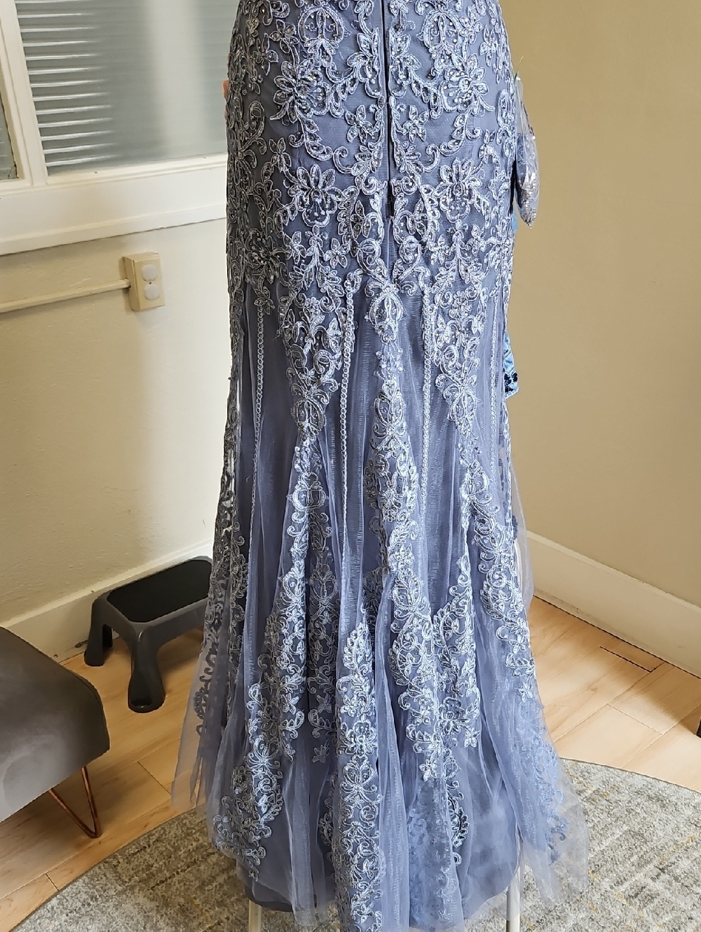 S - Picture 11 of 13